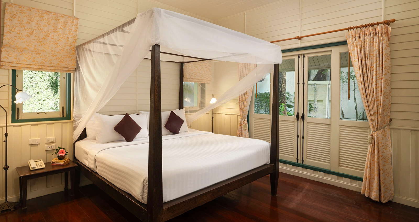 Kalanan Riverside Resort