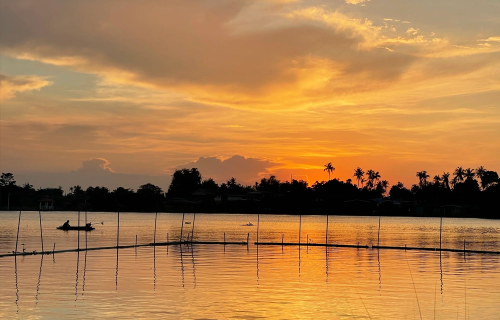 Kalanan Riverside Resort